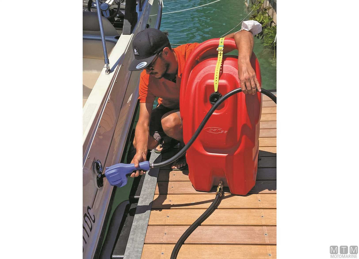Portable fuel tank Caddy 59 l - original photo Motomarine Srl