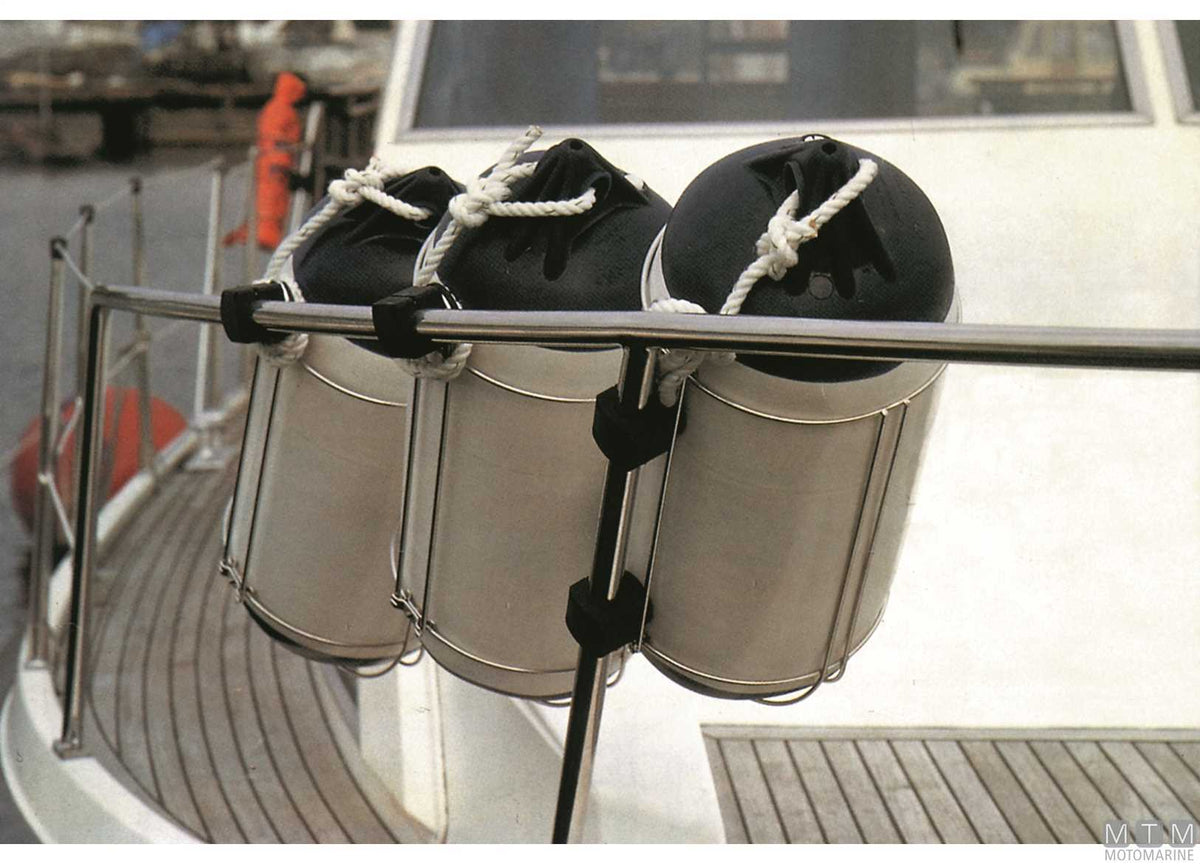 NAWA modular fender holder Ø170 mm stainless steel 316 - original photo Motomarine Srl