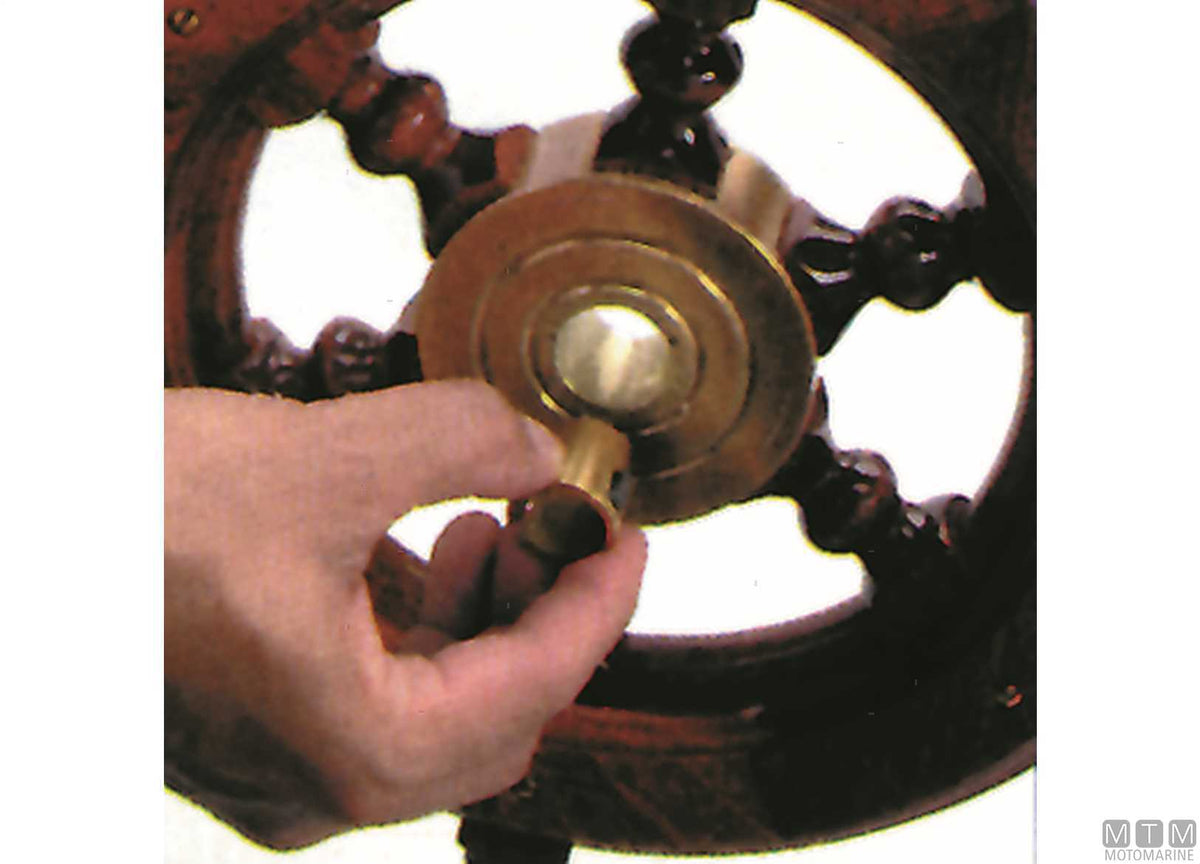 Reducing bushing for steering wheel polished brass - original photo Motomarine Srl