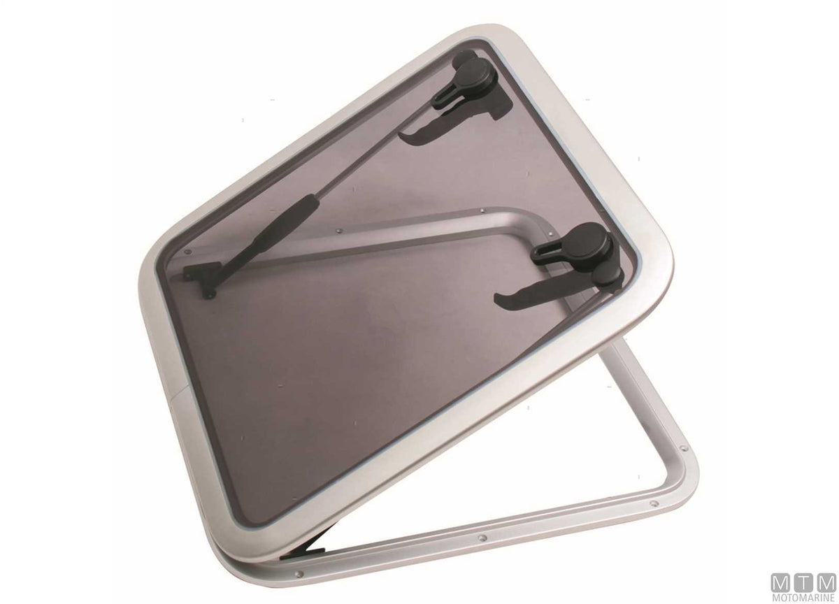 Square hatch MTM G-Type 502x502 mm in aluminium - original photo Motomarine Srl