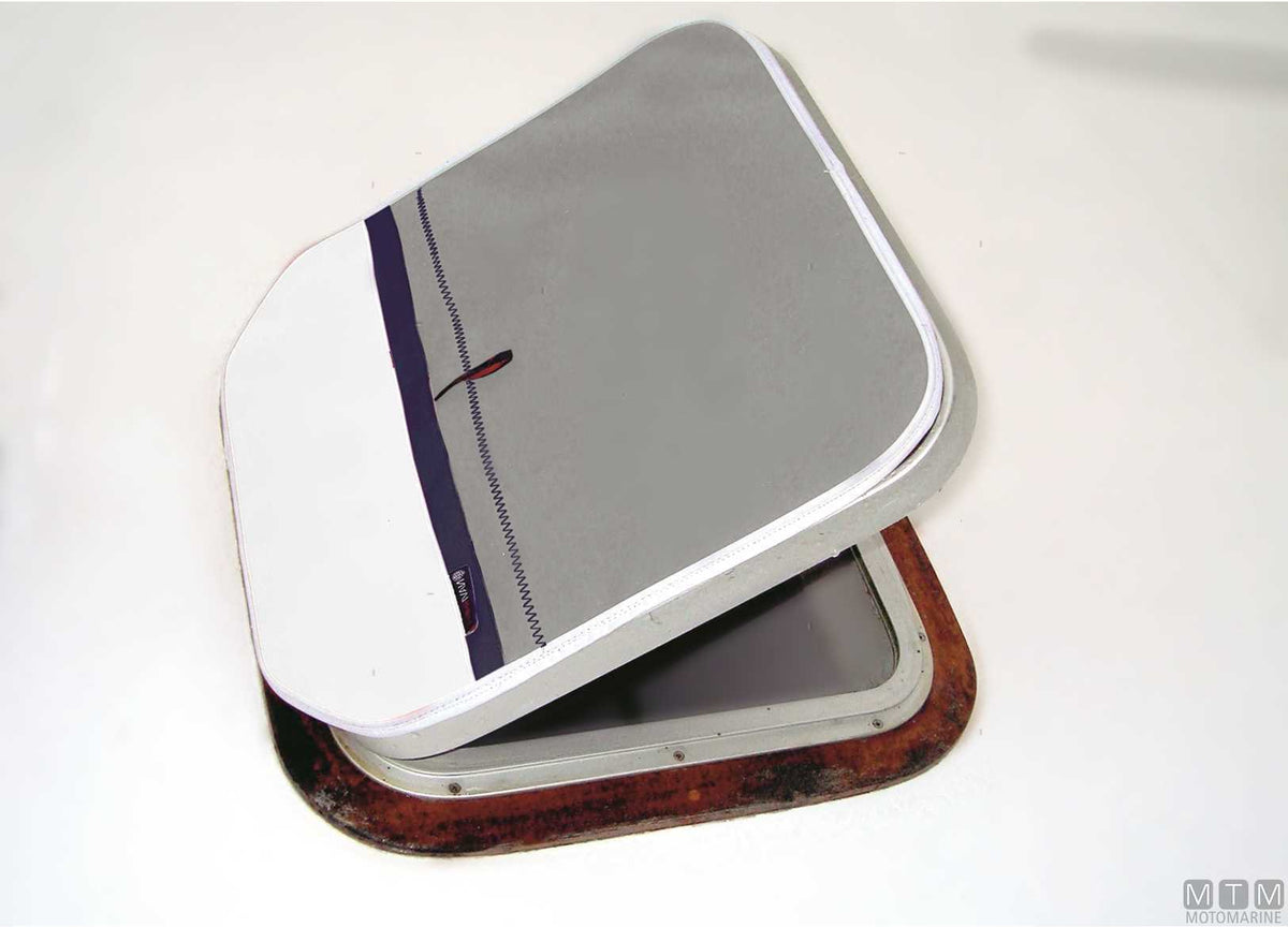 Navishell hatch cover 42x42 cm grey - original photo Motomarine Srl