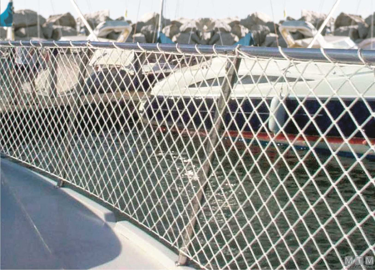 Welded lifeline netting 20 m - original photo Motomarine Srl