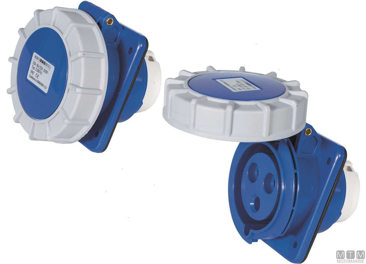 CE wall socket IP67 230V 32A - original photo Motomarine Srl