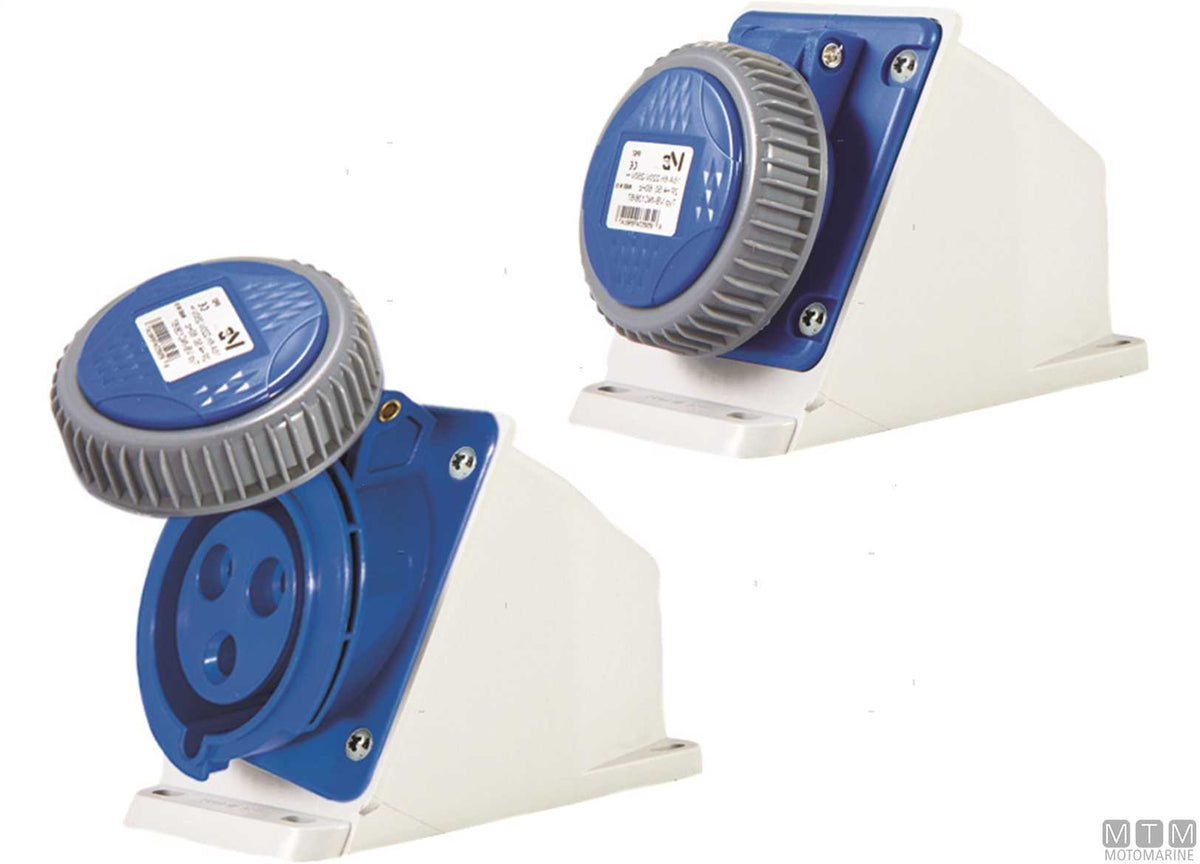 CE wall socket IP67 230V 32A - original photo Motomarine Srl