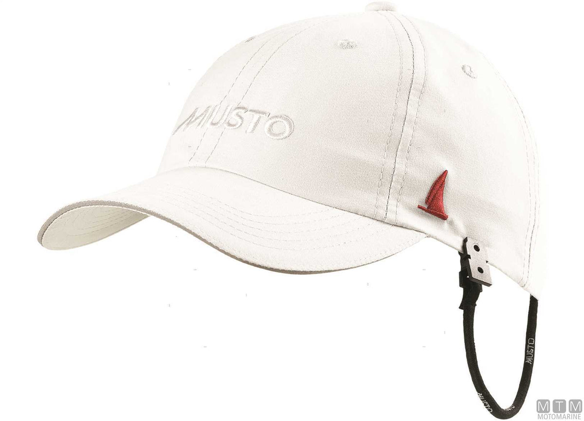Musto Essential Fast Dry Crew Cap 169 red - original photo Motomarine Srl