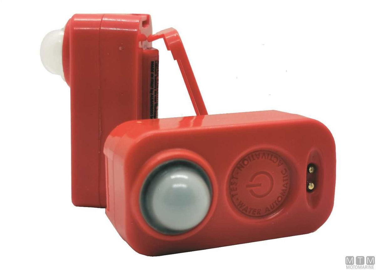 Alba Light SOLAS lifebuoy light - original photo Motomarine Srl